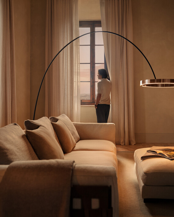 Occhio Mito largo in living room situation with people